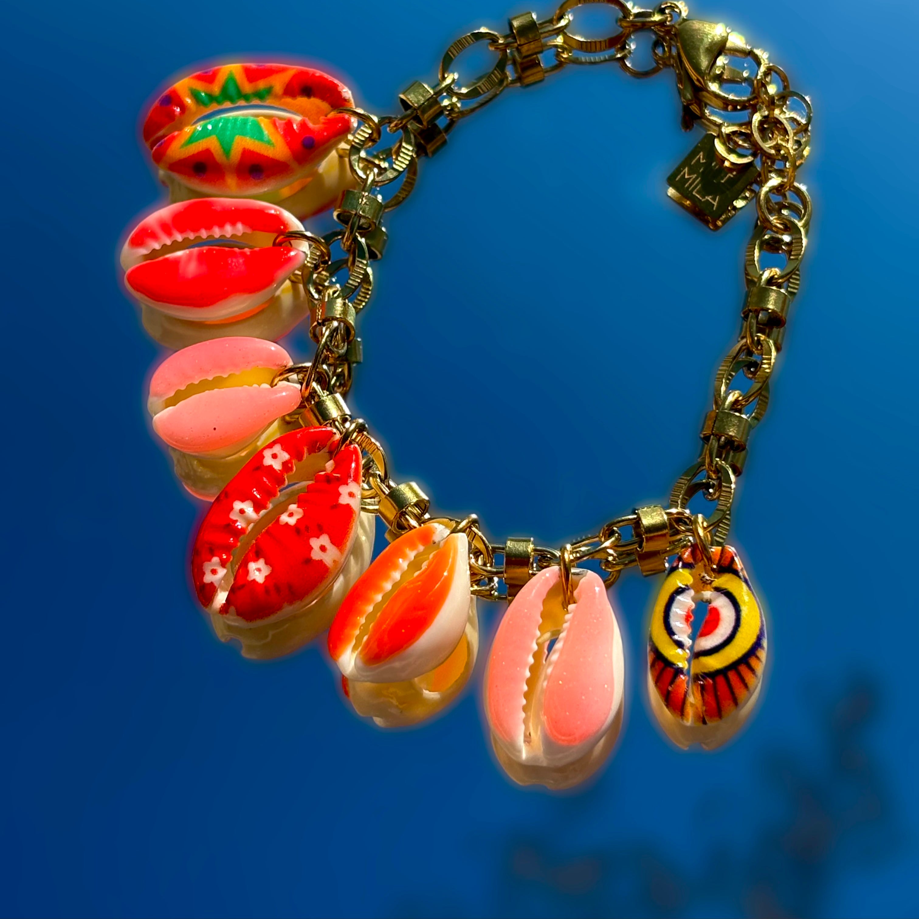 Bracelet-coquillage-rose-rouge