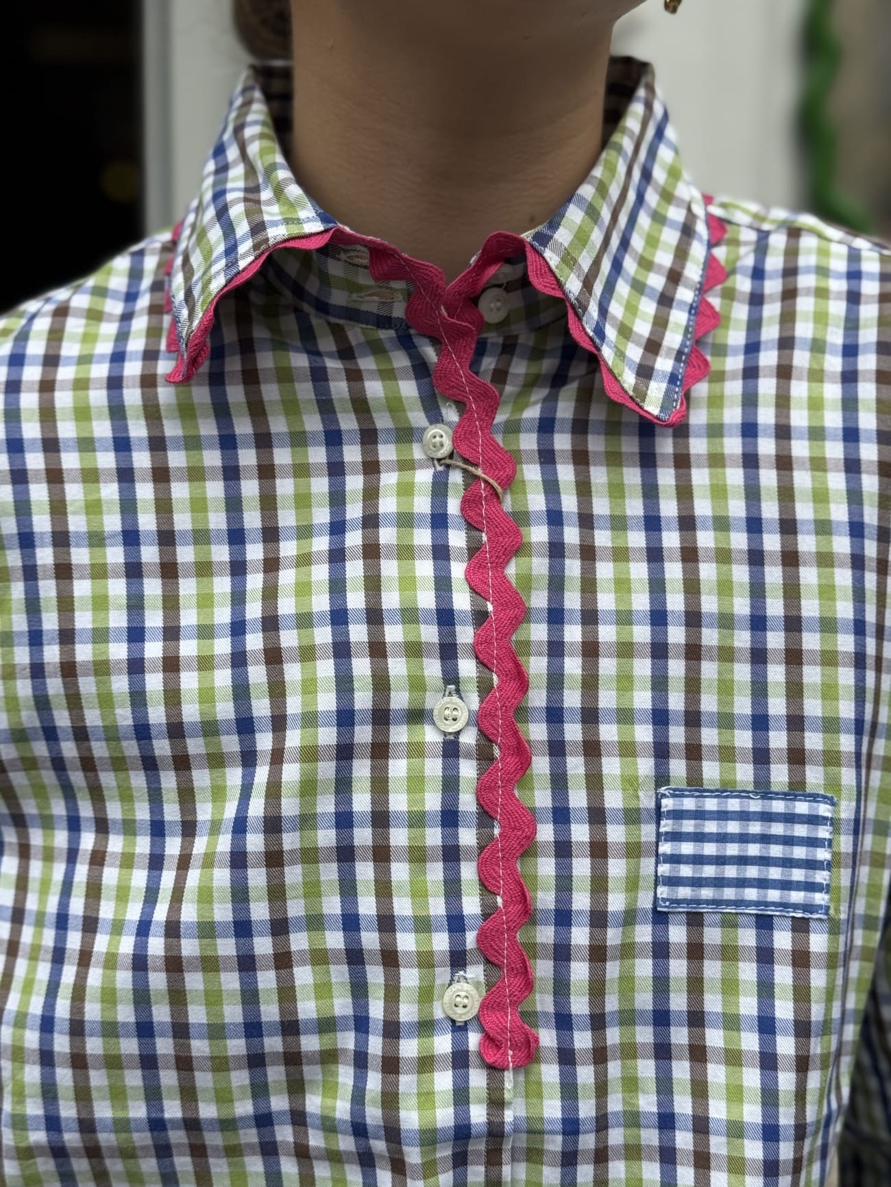 Détail du croquet chemise ensemble création