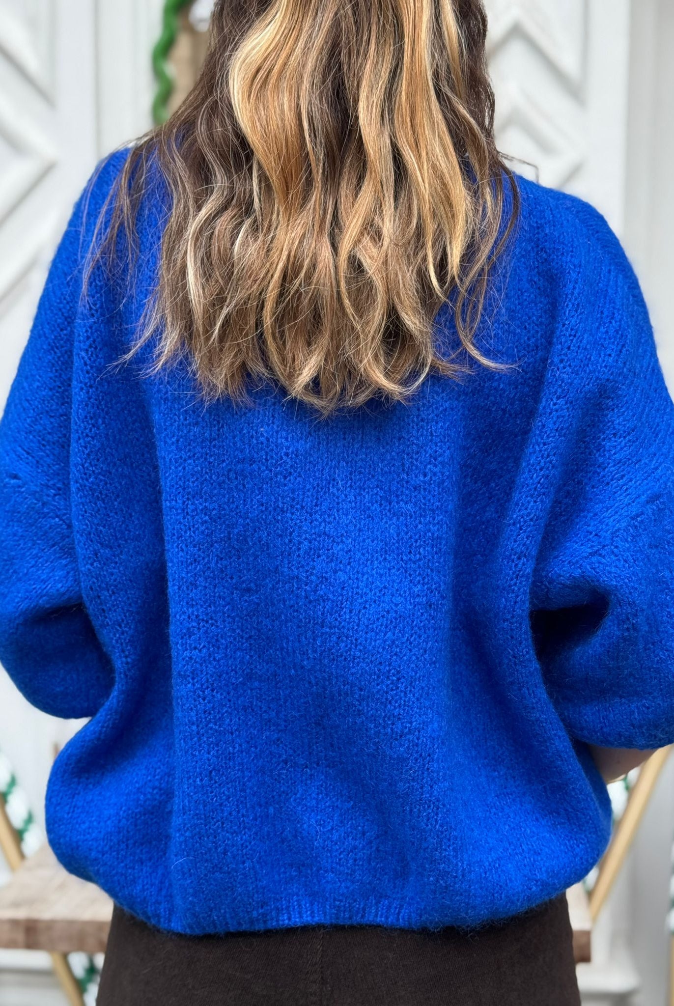 Gilet bleu électrique vu de dos