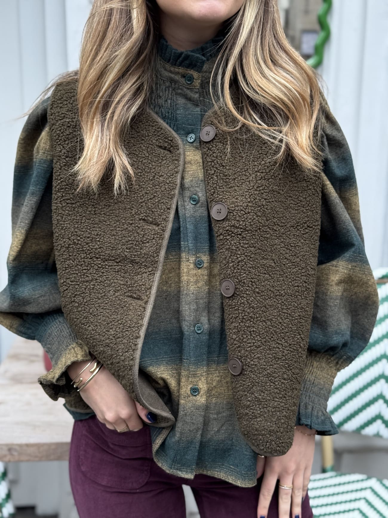 Gilet sans manche pour femme en tissu sherpa kaki