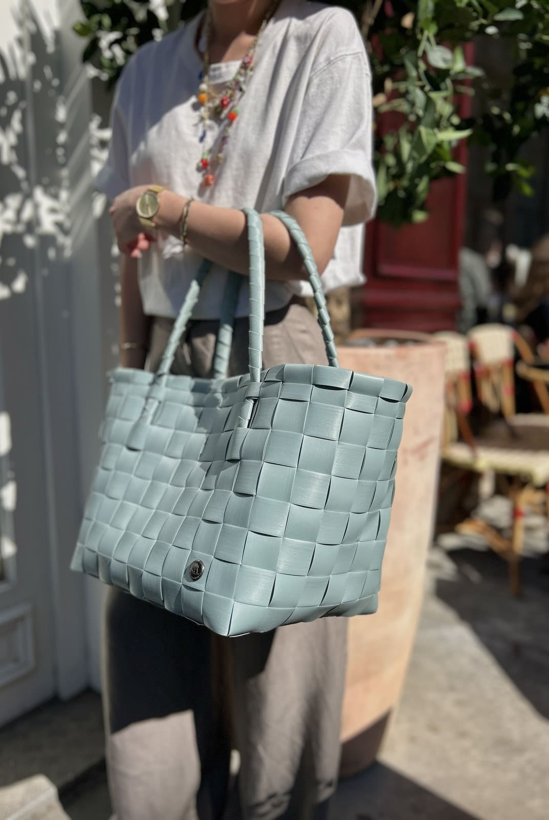 Panier Paris de Handed By – vu de profil