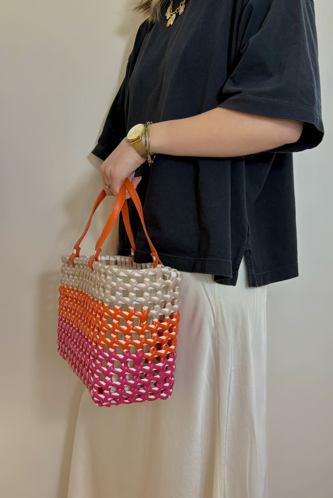 Panier Rose Maze Mini porté à la main – accessoire bohème-chic et compact pour l’été