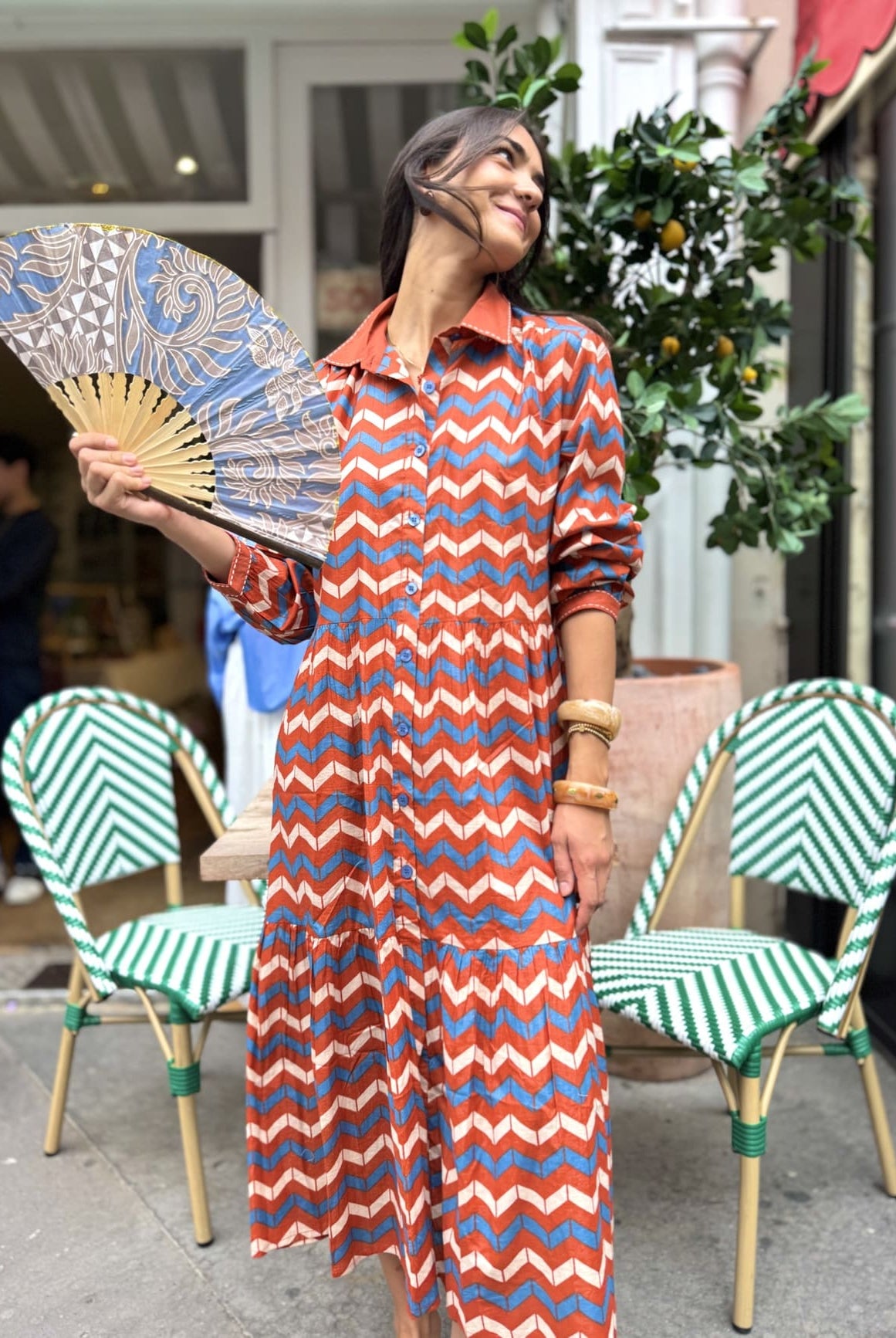 Robe chemise longue terracotta et bleu