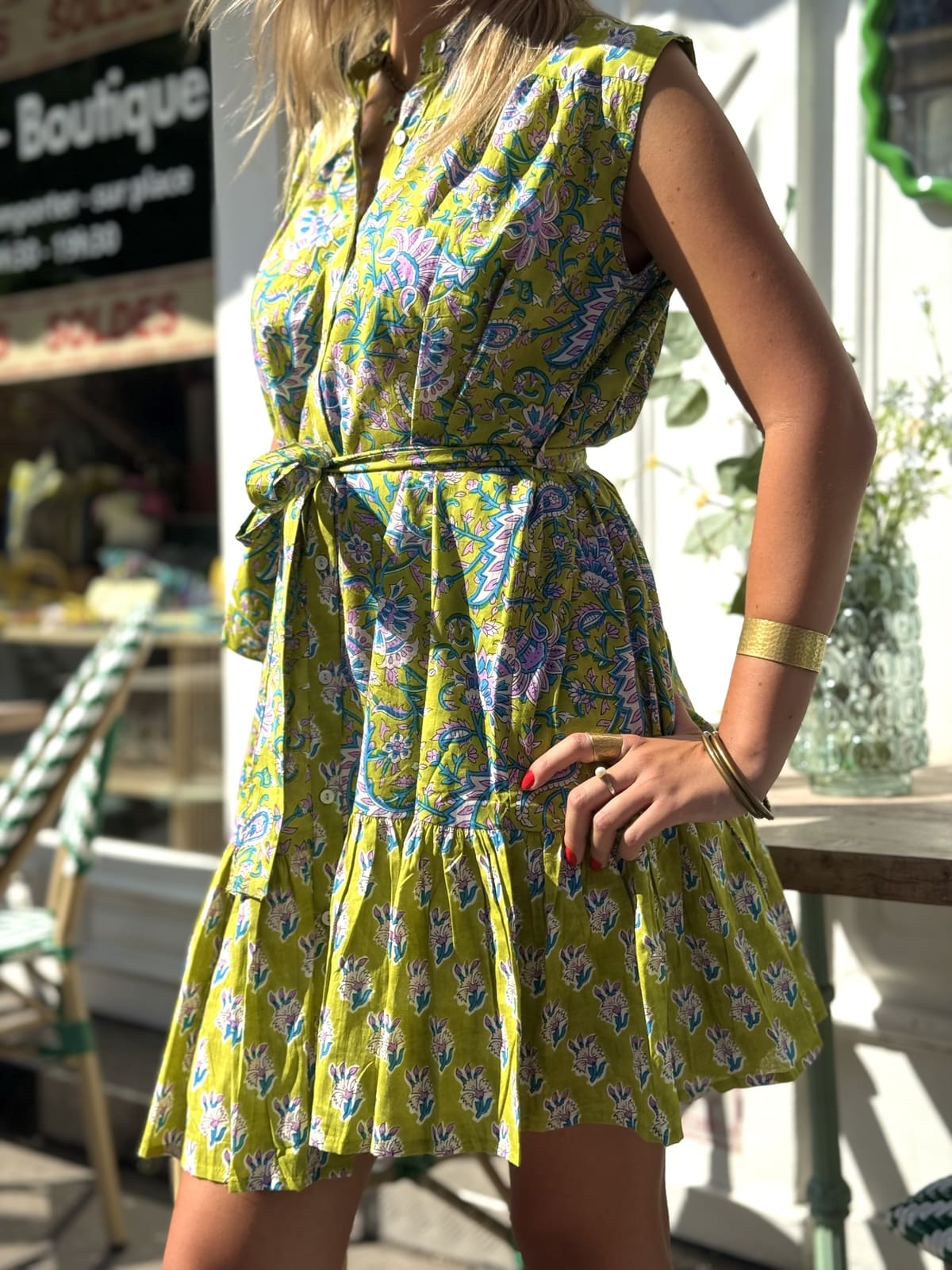 Robe en coton verte – vue de profil