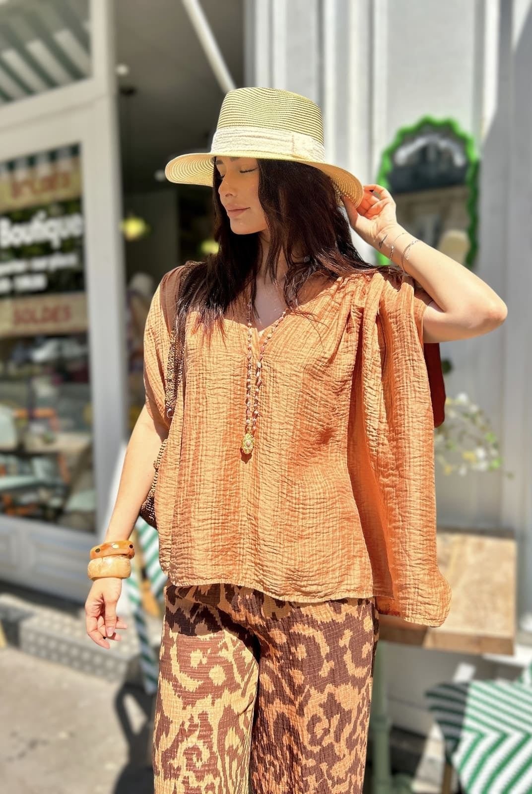 Tunique marron femme taille unique, vue de face, coupe fluide et ample