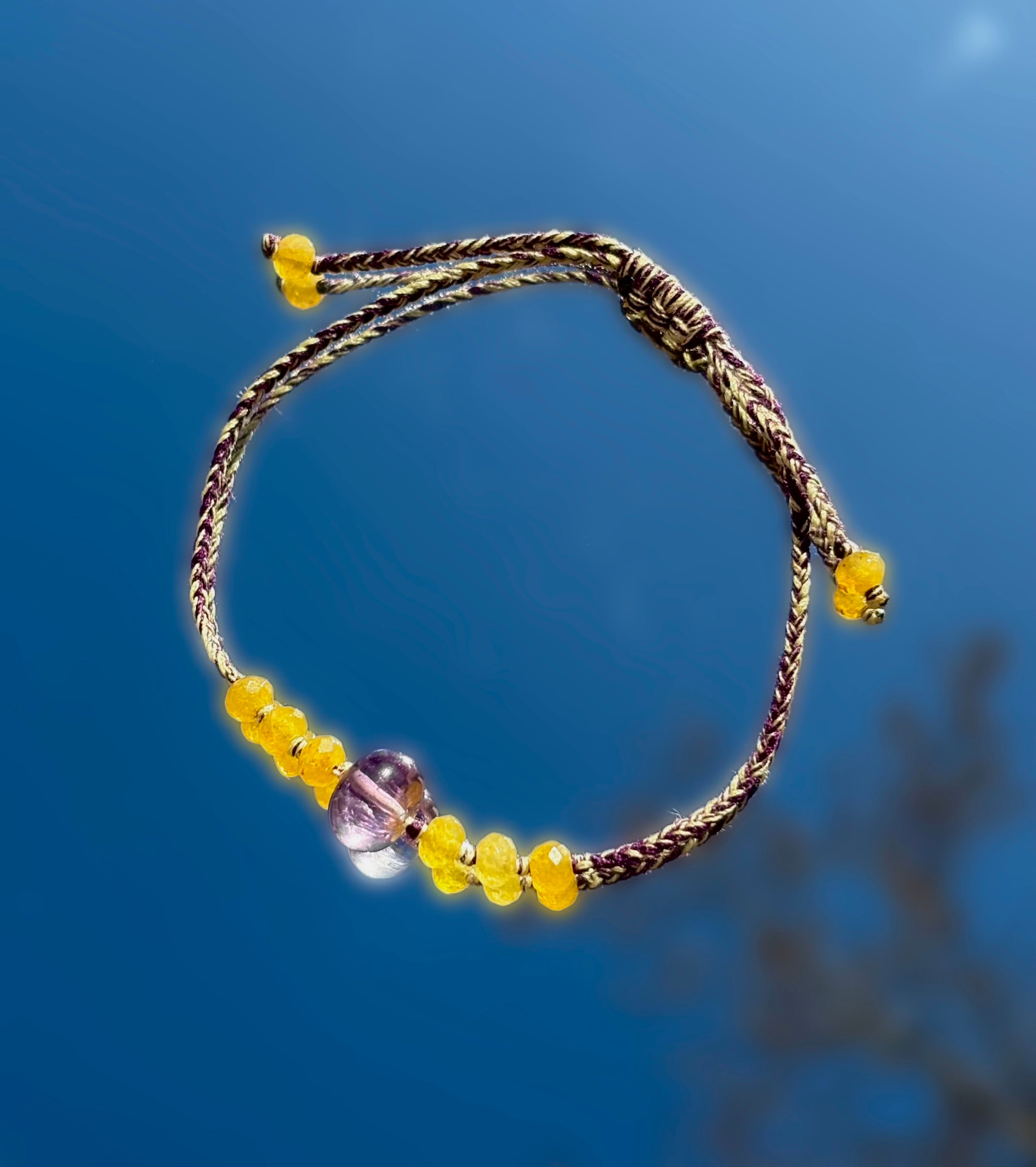 Bracelet-cordon-violet-jaune