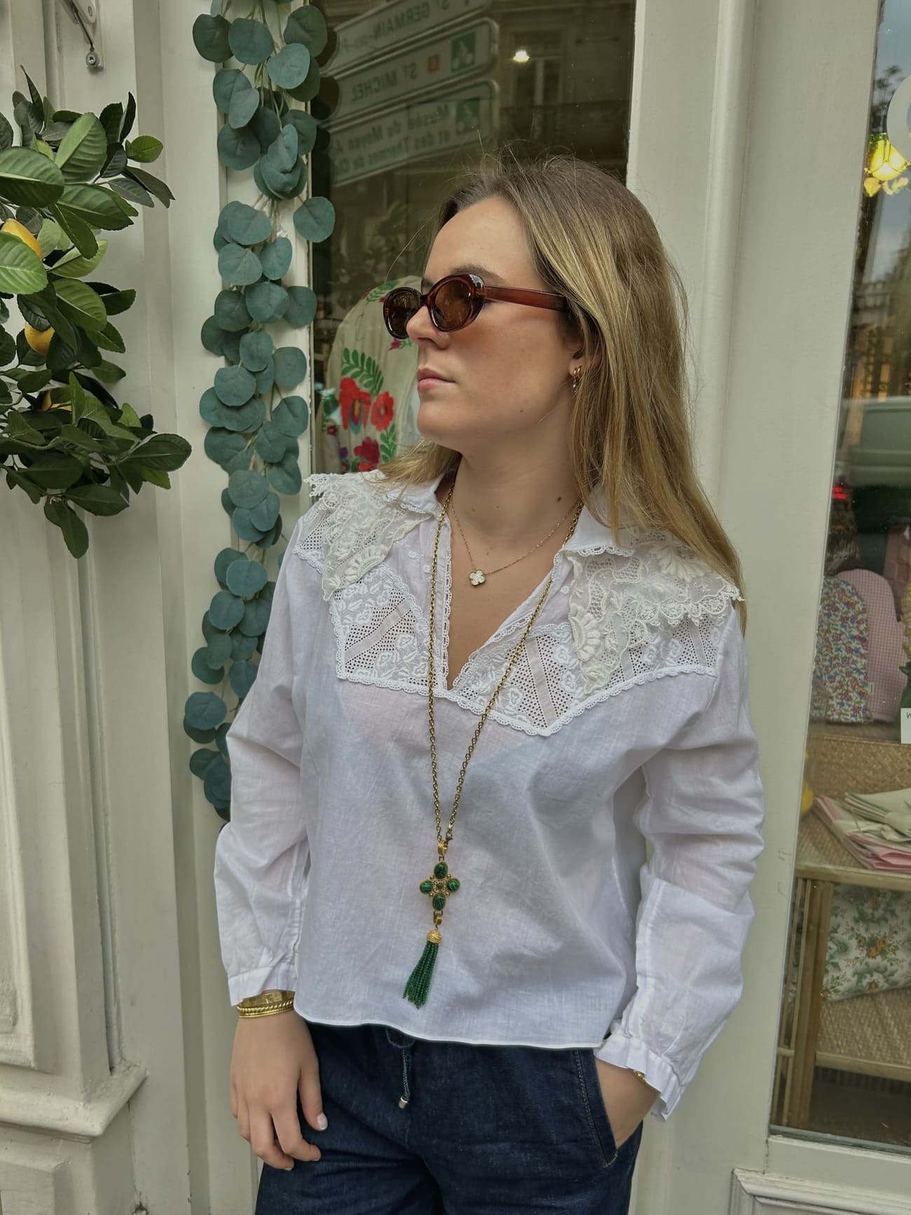 Blouse courte éco-responsable en tissu ancien, style poétique et moderne