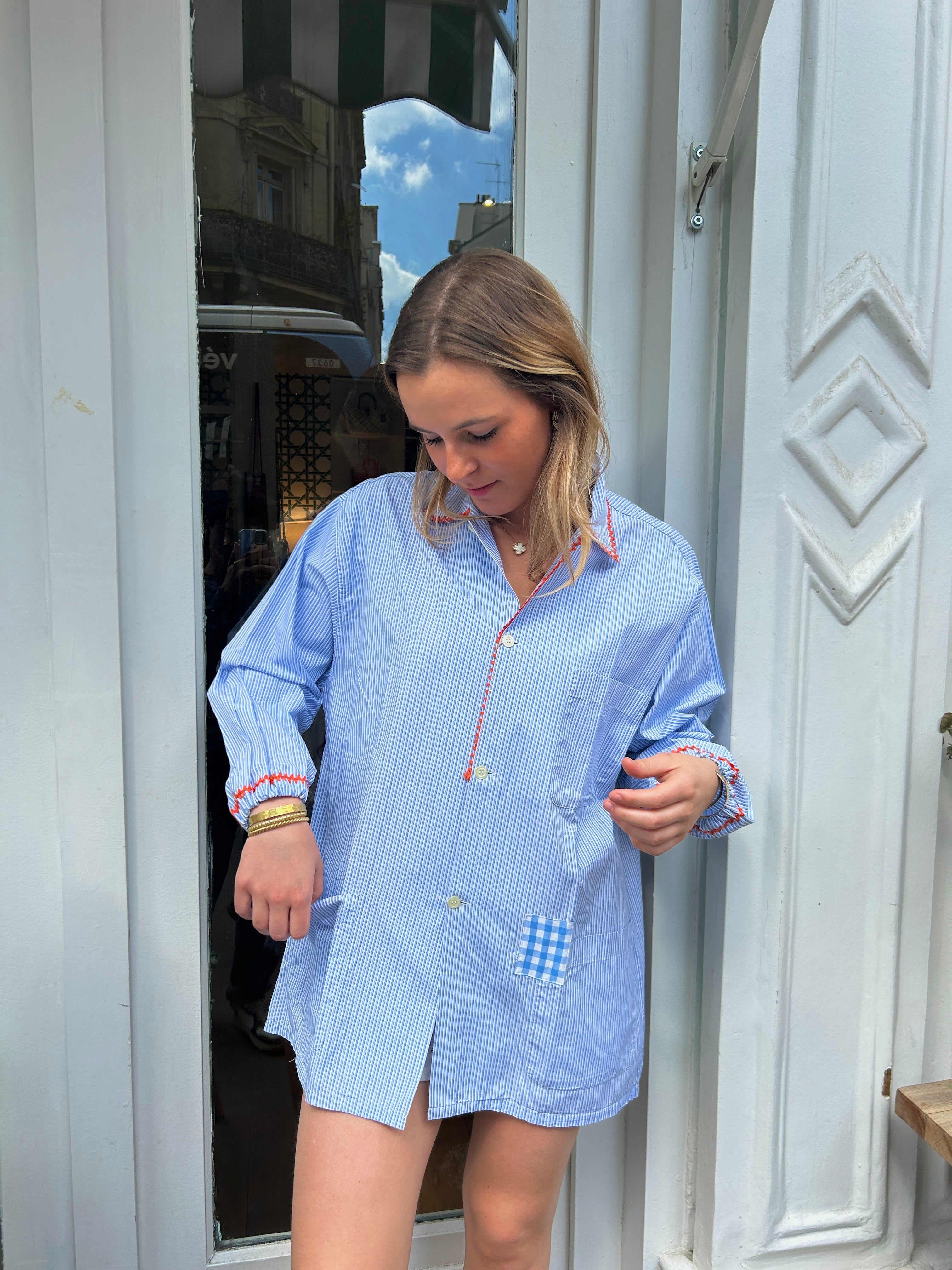 Chemise recyclée femme avec galon coloré au col