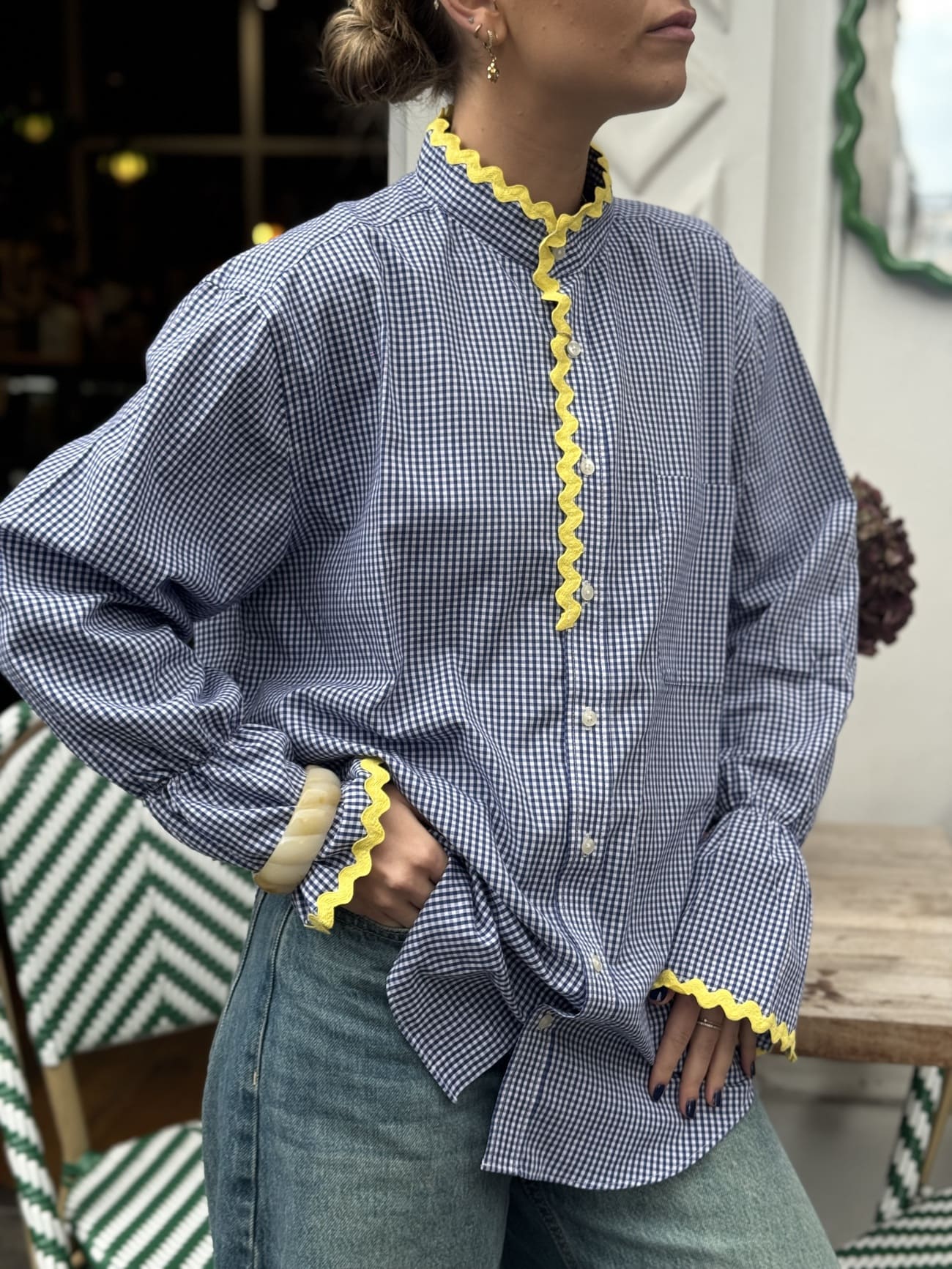 Chemise upcyclée vichy bleu – vue de face