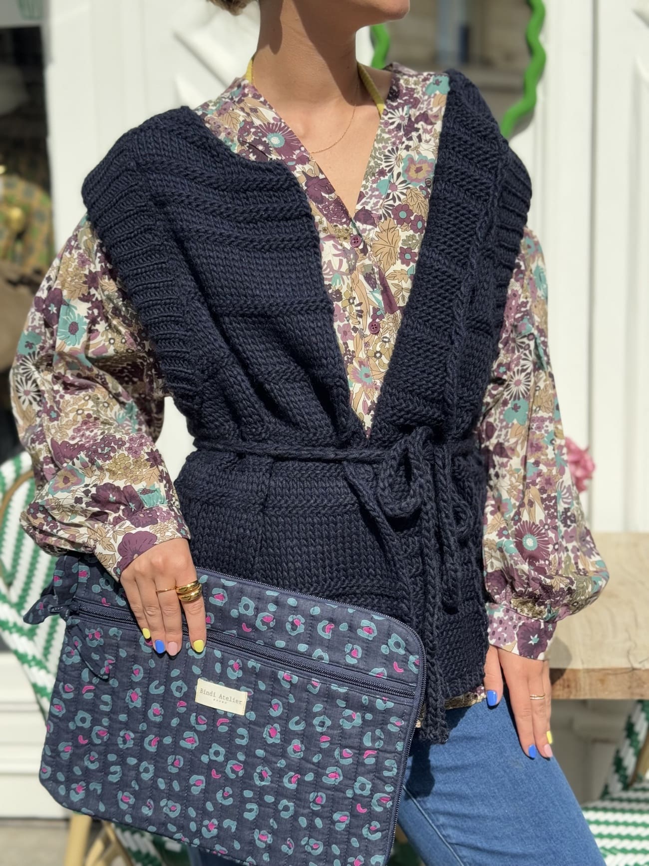 Gilet sans manche bleu marine vu de face