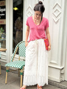 Pantalon blanc pour femme en broderie anglaise