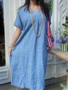 Robe longue en lin bleu de face