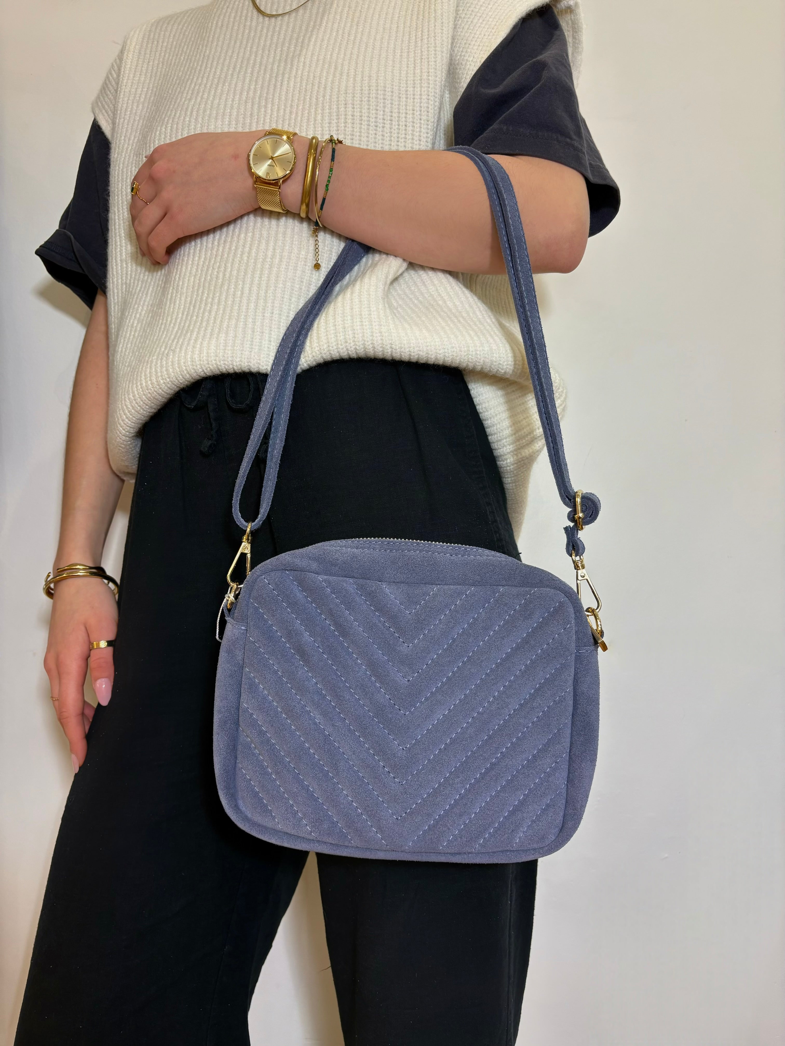 Sac bandoulière rectangulaire en daim – vue de face