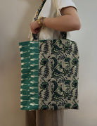 Tote bag en toile imprimée de fleurs vertes, style champêtre provençal